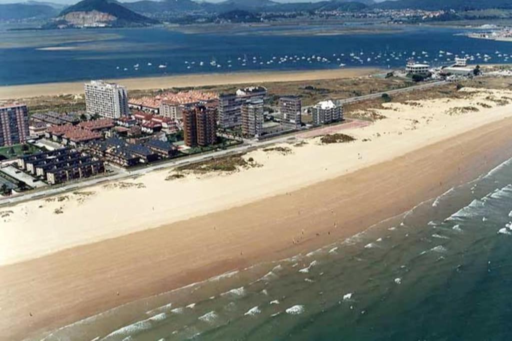 Apartamento En Laredo公寓 外观 照片